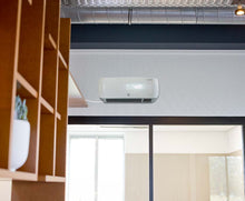 Afbeelding in Gallery-weergave laden, SEVVA® 2-in-1 Wandkachel En Koeler Van 2000W - Arctic White
